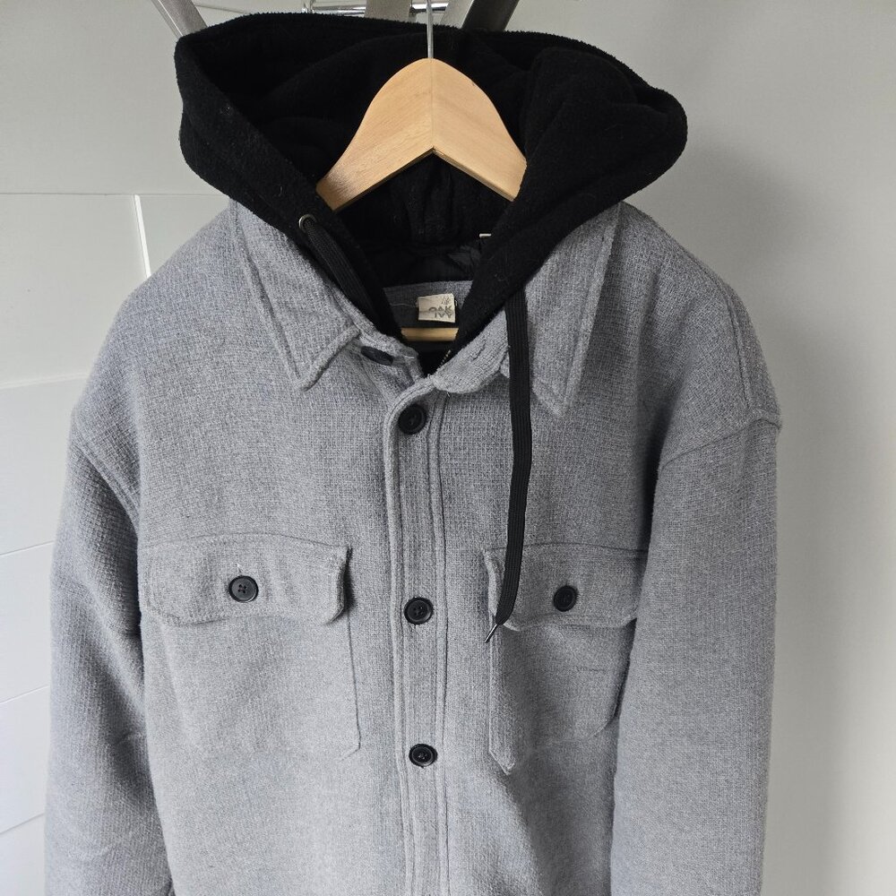 Oak & Ivy Jacket XL with stitched Hoodie Liner